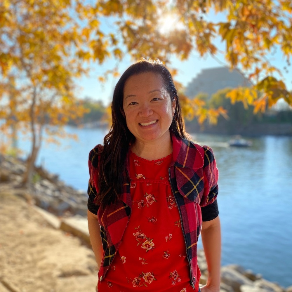 Meet your Posher, Minna